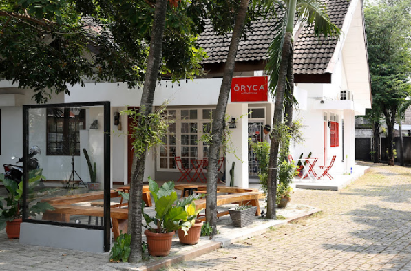 Cafe Di Cipayung Jakarta Timur